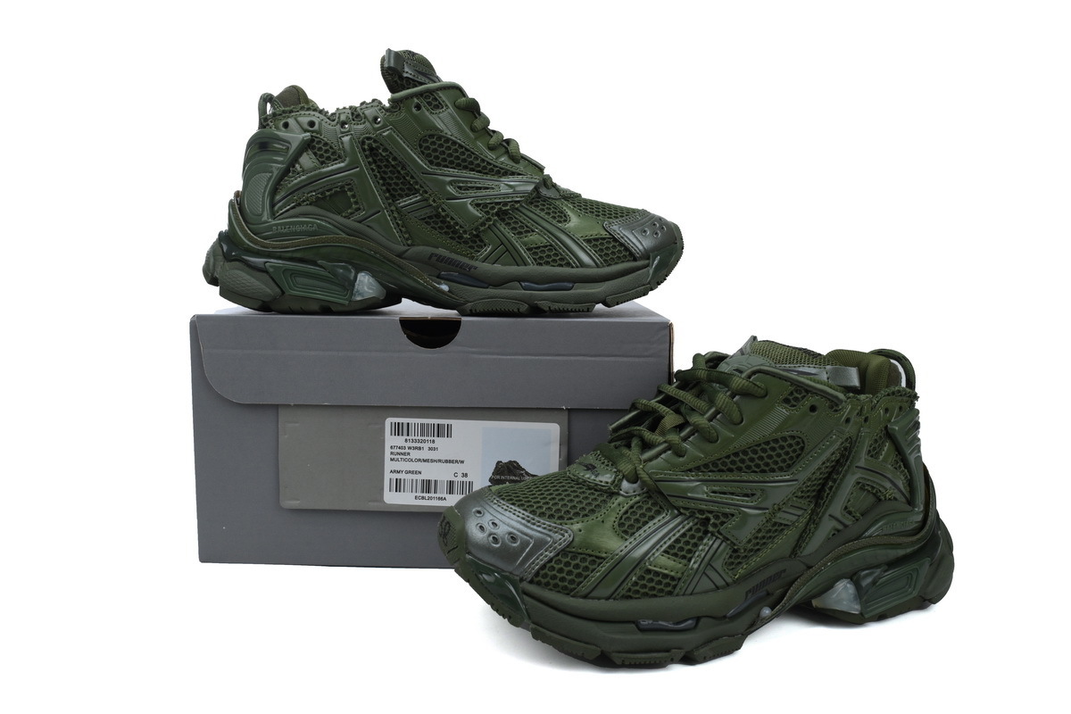 Balenciaga Runner Army Green 677403 W3RB1 3031