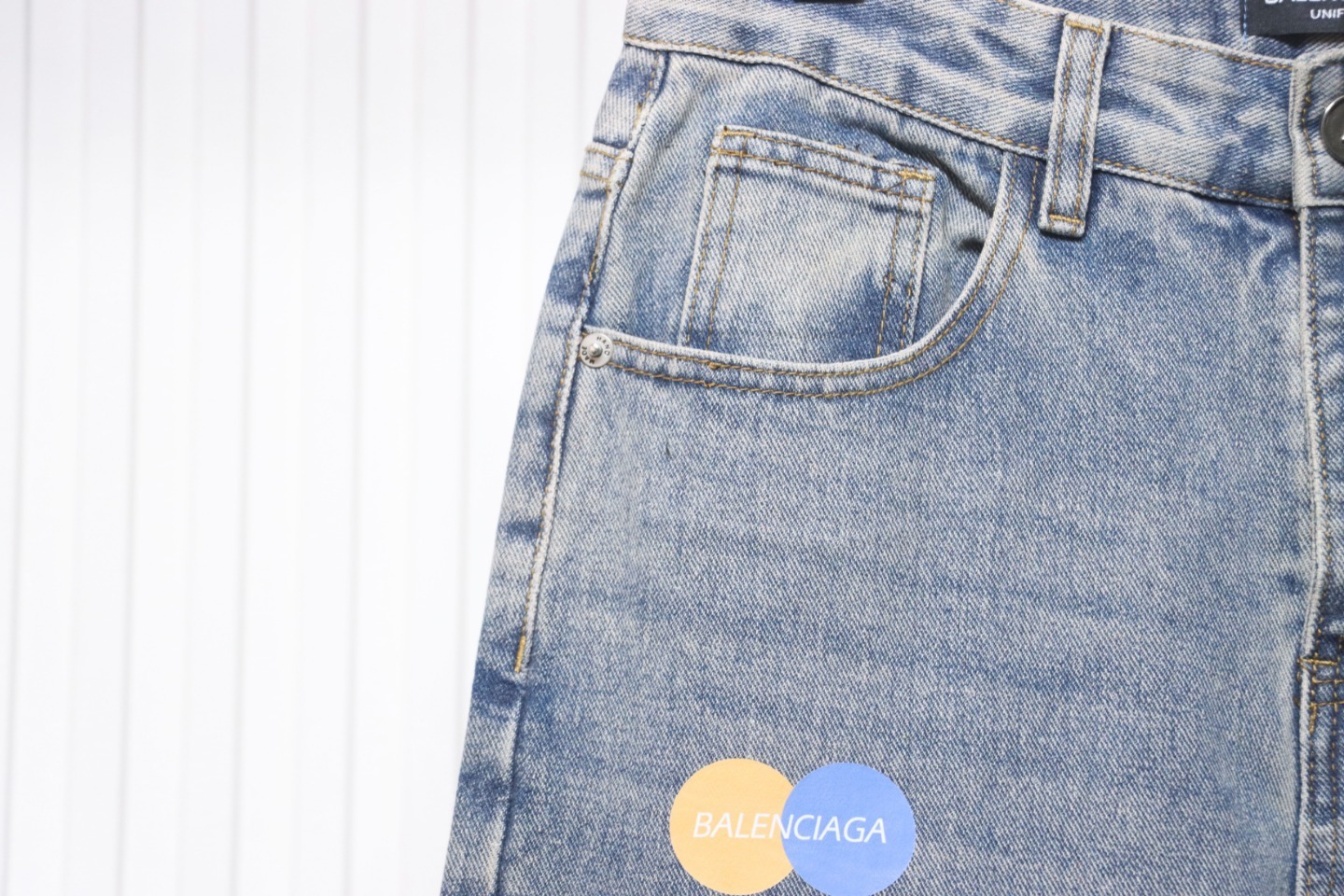 Balenciaga Letter-print Multi-label Jeans Blue