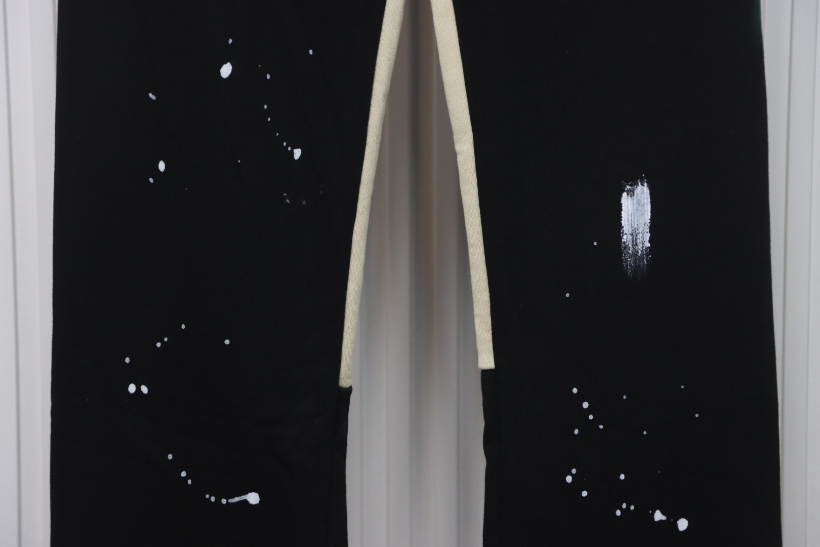 Gallery Dept Graffiti Splatter Sweatpants Black