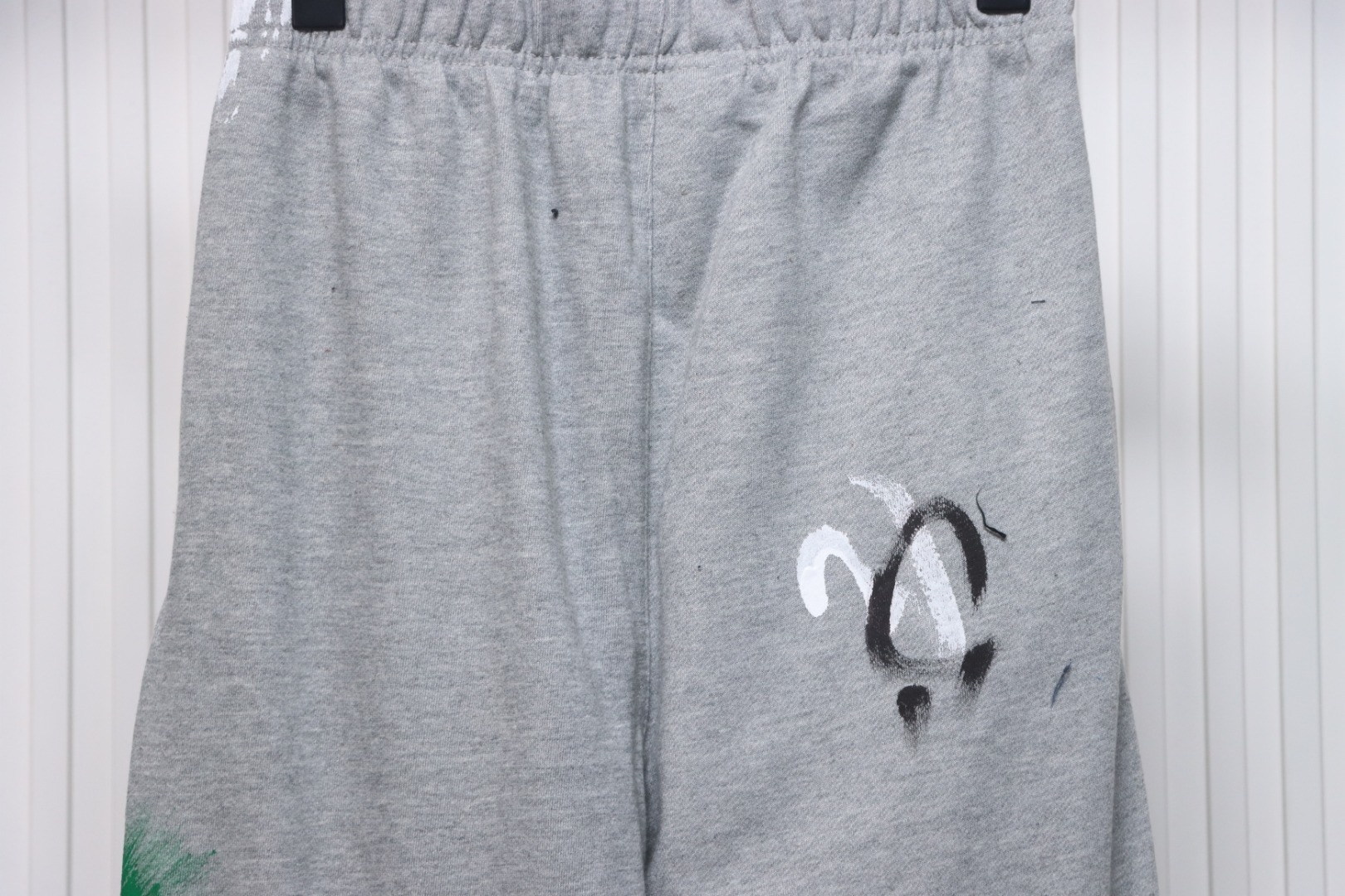 Gallery Dept Graffiti Splatter Sweatpants Gray