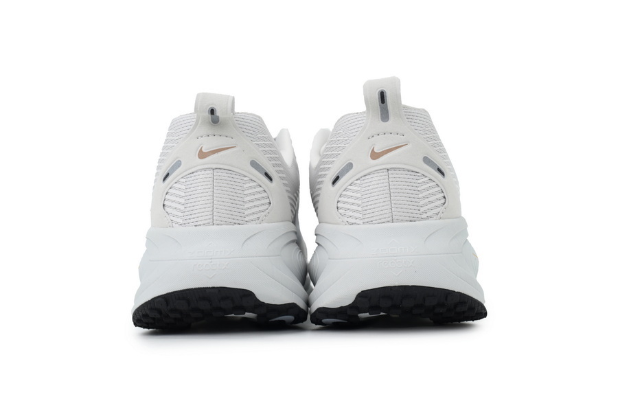 Nike Zoom Vomero 18 Grey HM6803-009