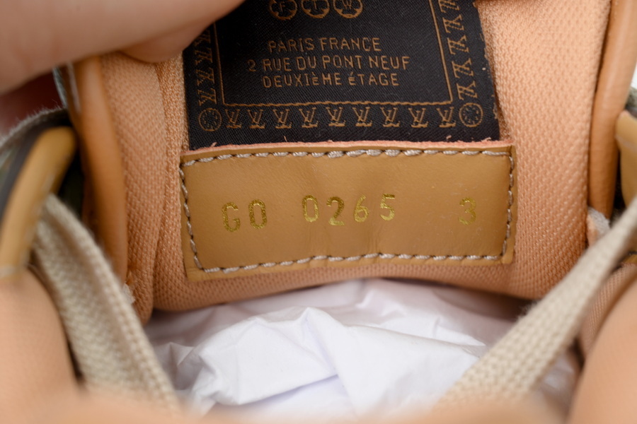 LV BUTTERSOFT Sneaker Lambskin/Plain Calf x Nigo Dark Green