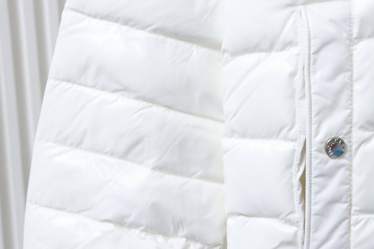 Moncler ‘Year of the Dragon Limited Edition’ Zip-Up Hooded Down Jacket in White