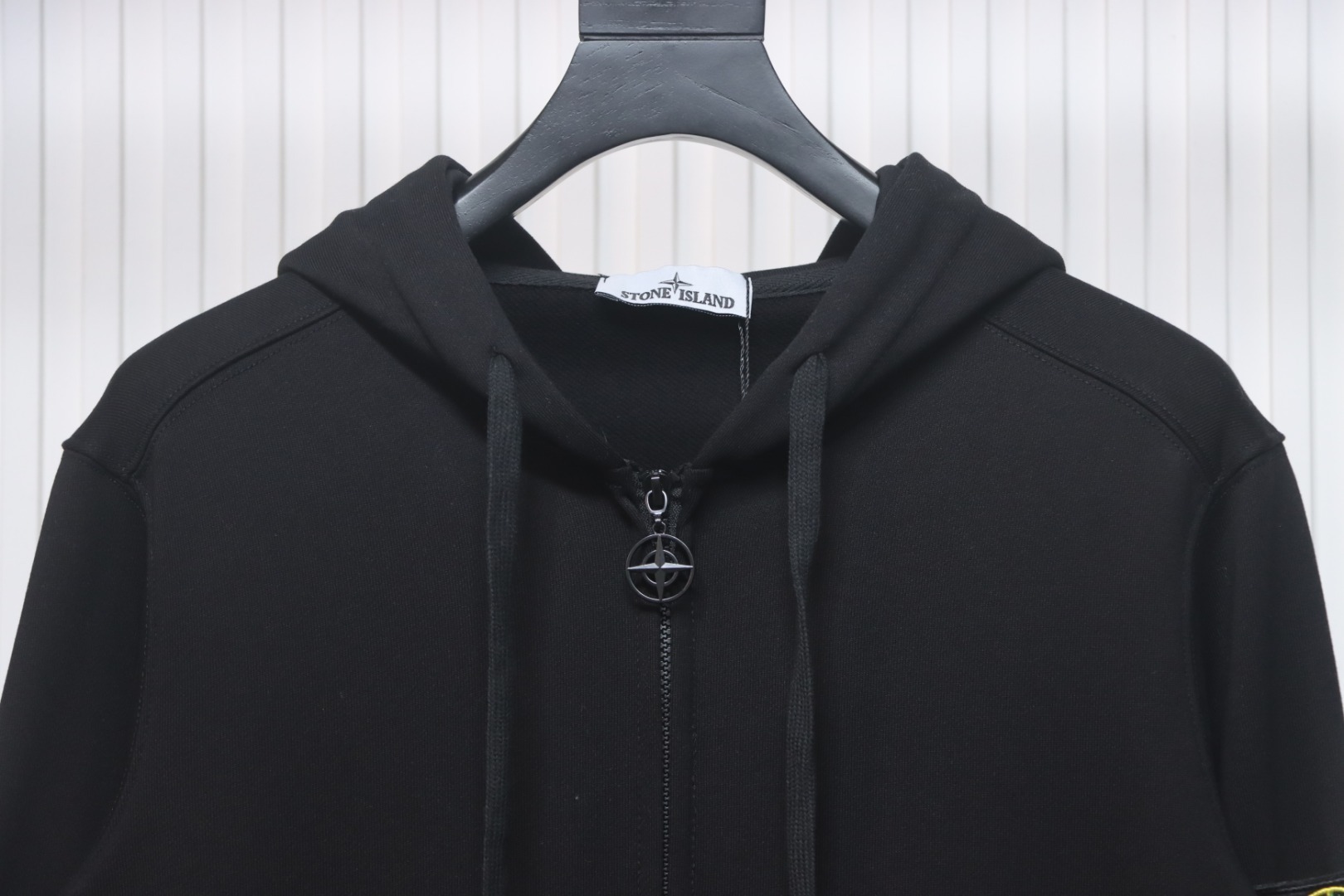 Stone Island Classic Logo Sleeve Patch Zipper Hoodie Black