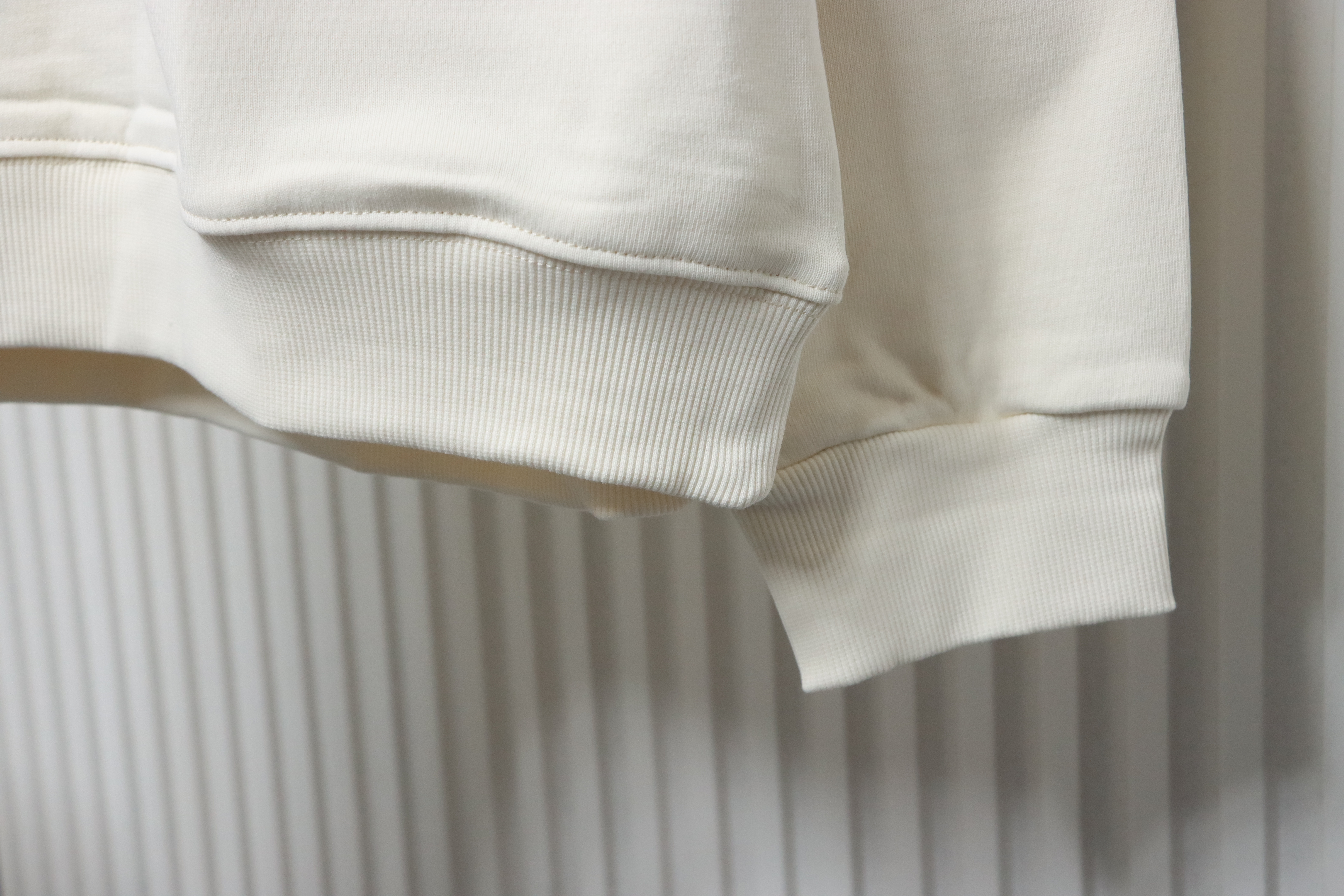 Gucci Cotton Apricot Sweatshirt With Back Cute Little Yellow Duck