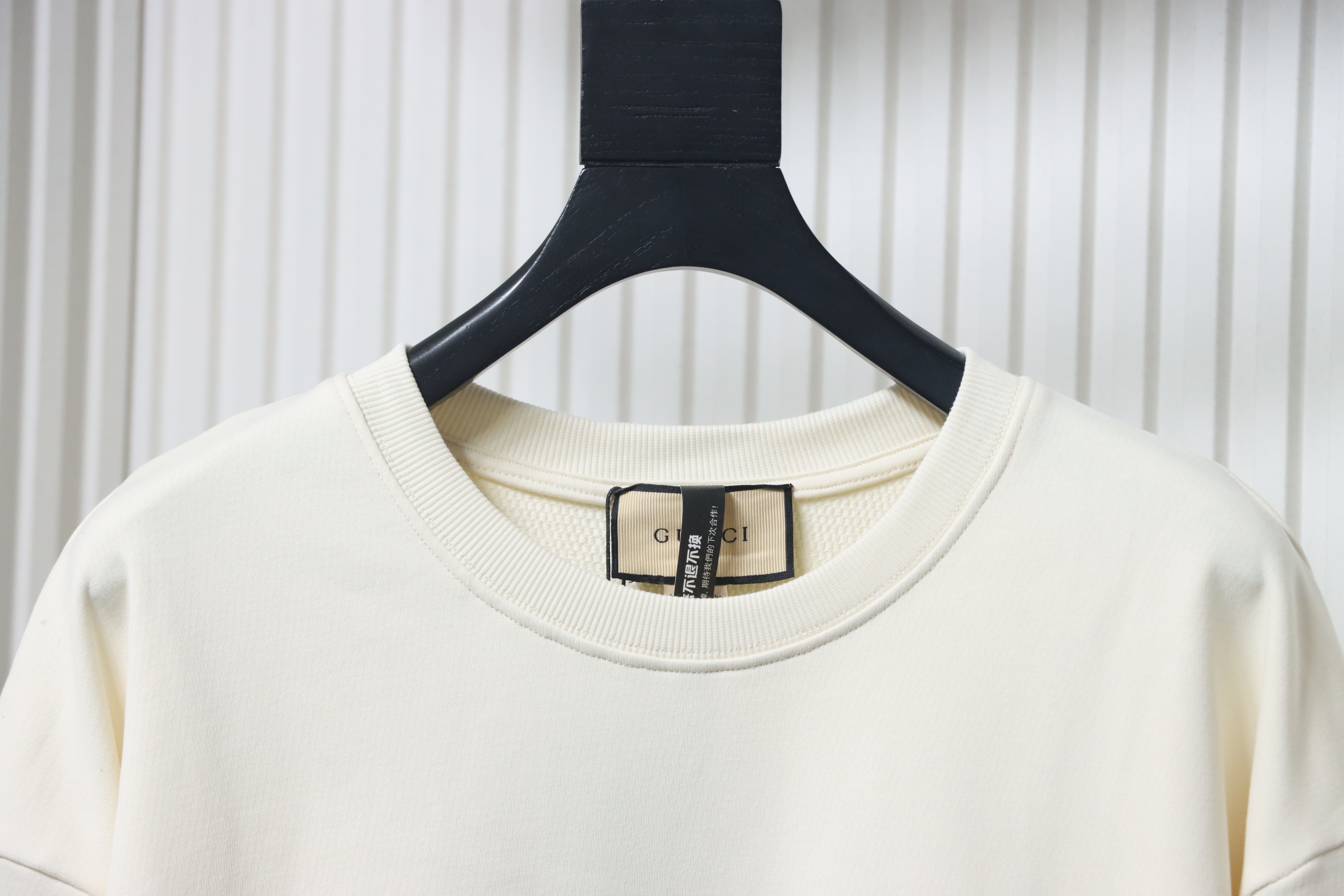 Gucci Cotton Apricot Sweatshirt With Back Cute Little Yellow Duck