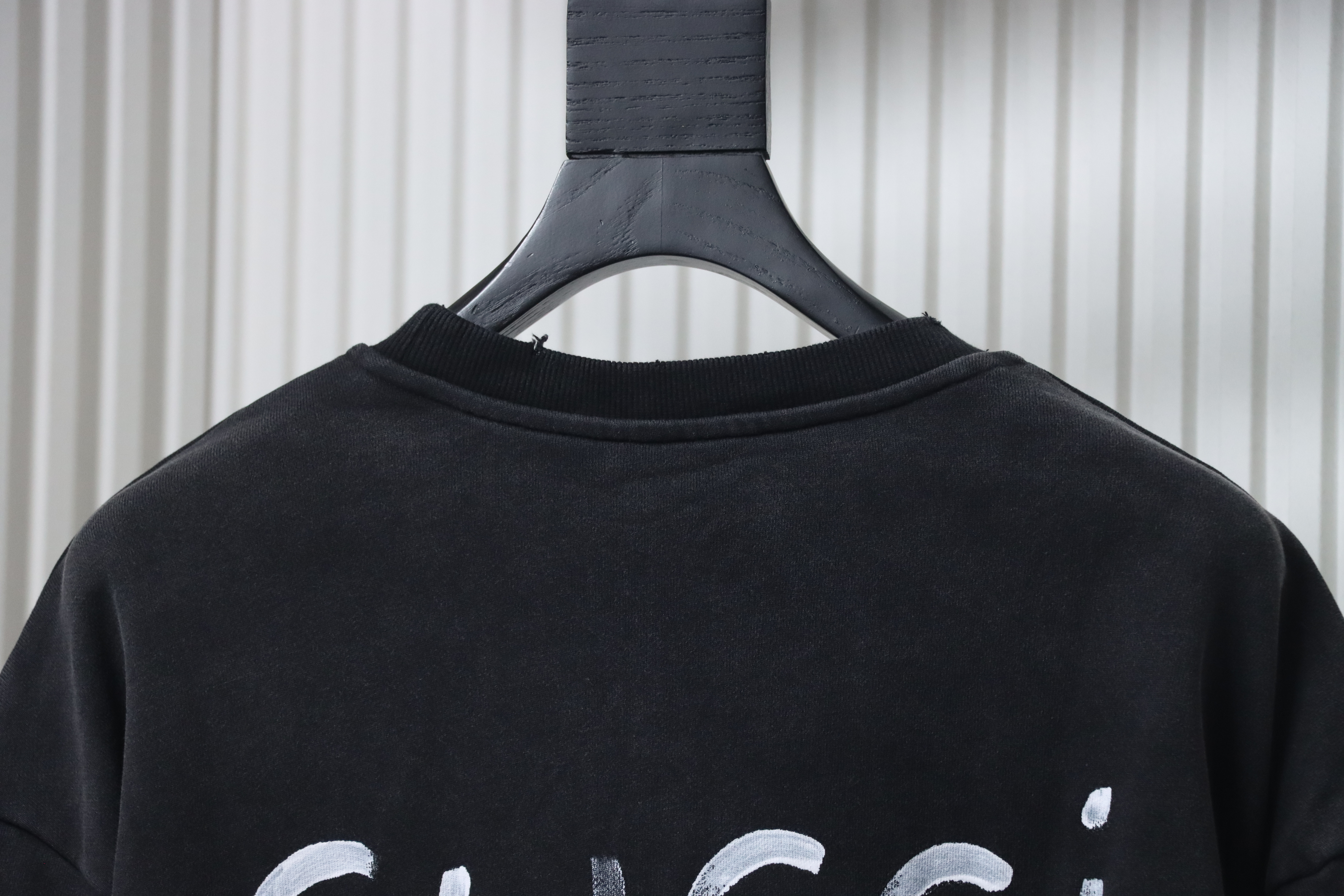Gucci Hand-painted Letter Crewneck Sweatshirt Washed Black