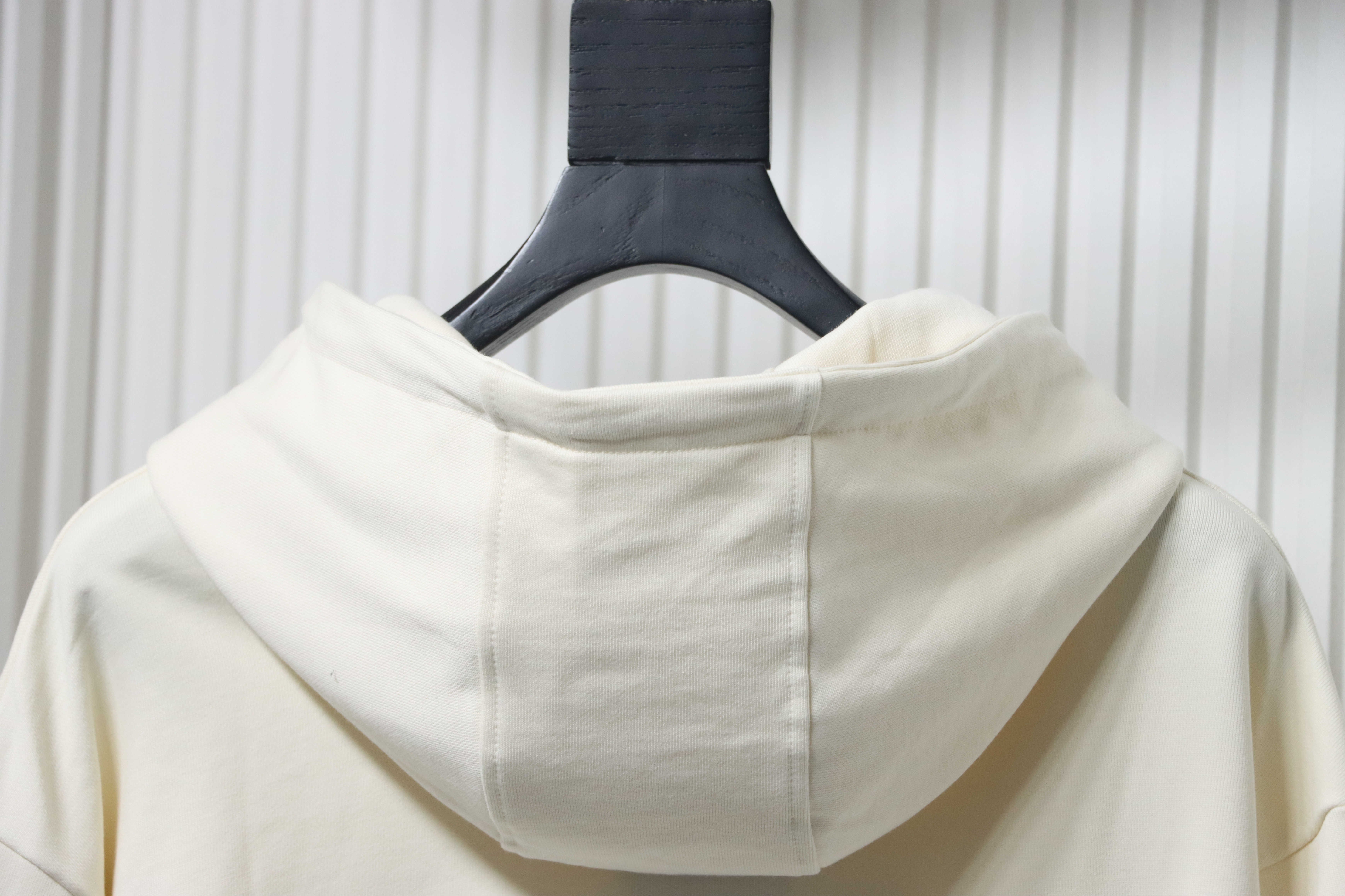 Gucci Musical Note Signature Logo Letter Embroidered Hoodie Apricot