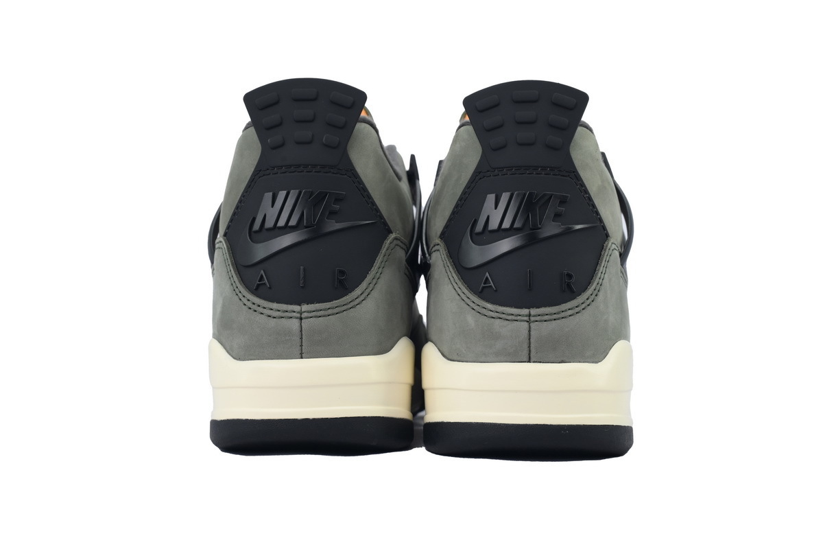 Air Jordan 4 Retro x Undefeated Olive Green IB1854-200