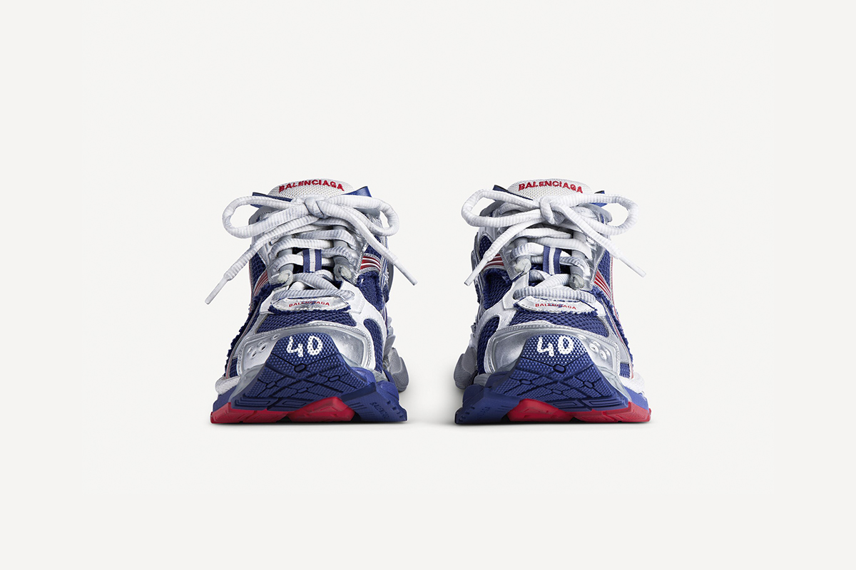 Balenciaga Runner Gradient Sneaker in Navy/Red/Grey 772774WRUNG4610