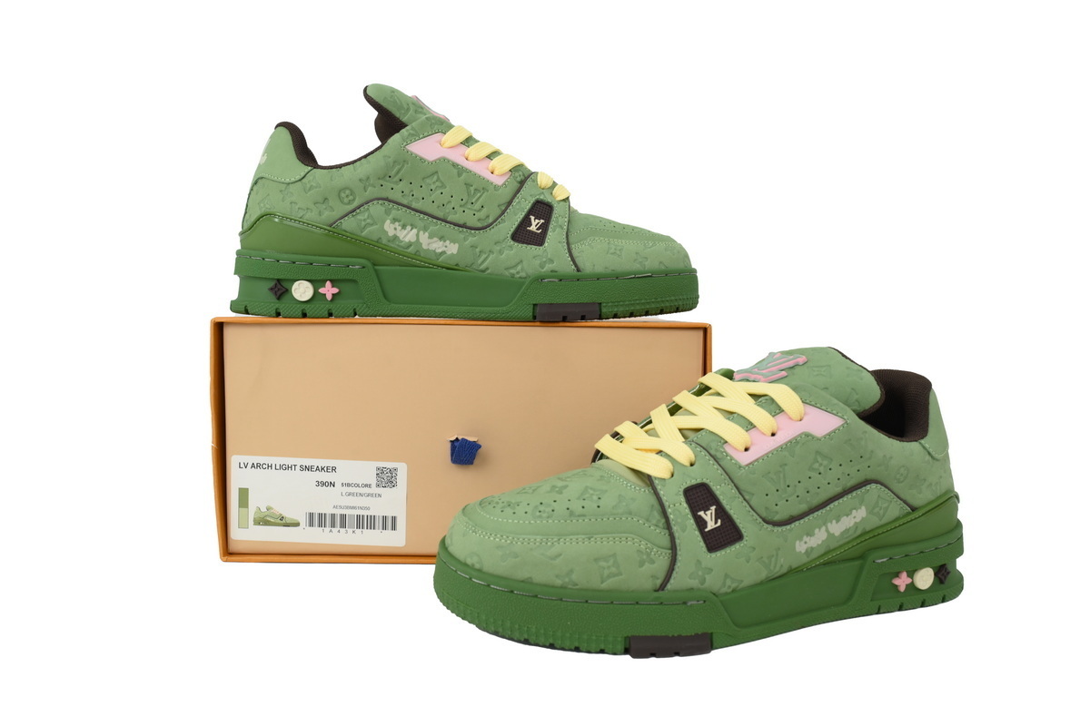Louis Vuitton Trainer 54 Green Embossed