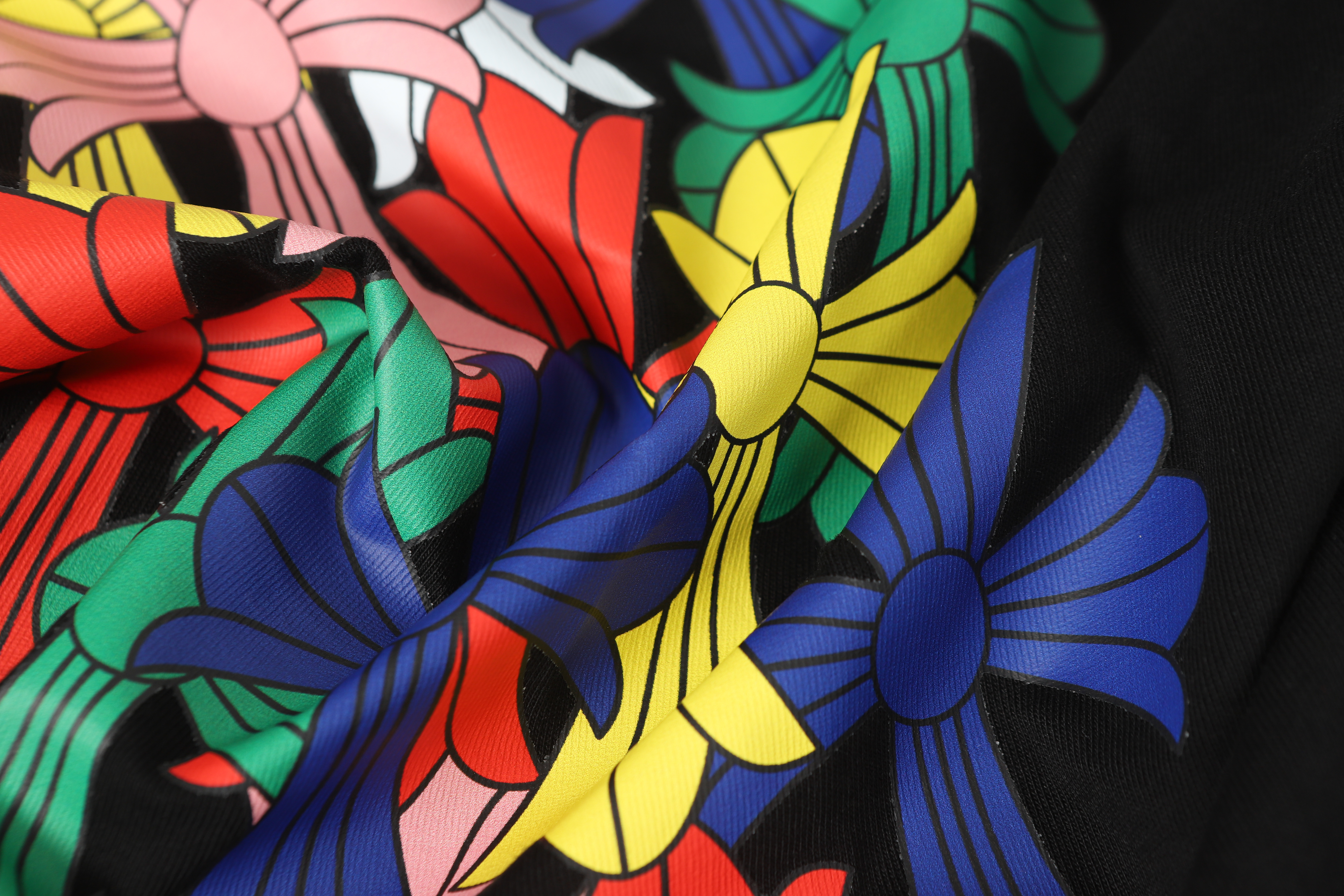 Chrome Hearts Multi Color Cross Cemetery T-shirt #2203 Black/White