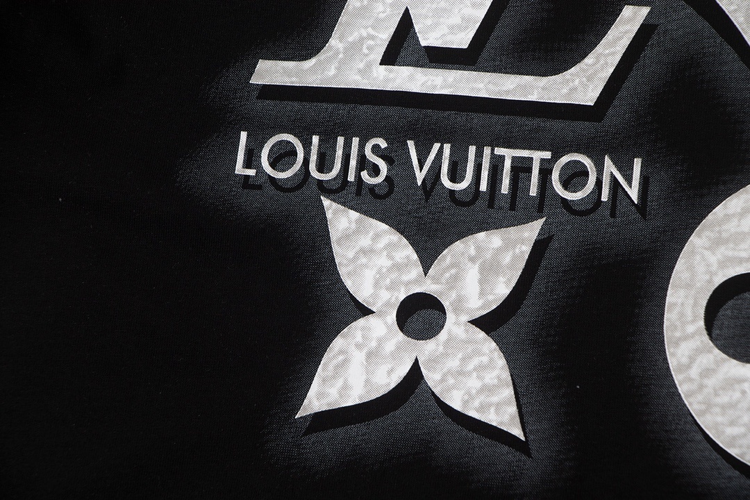 Louis Vuitton T-shirt W2627 Black/White