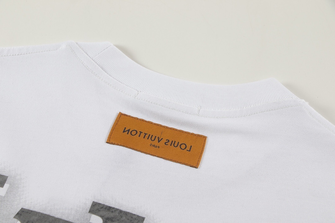 Louis Vuitton T-shirt W2627 Black/White