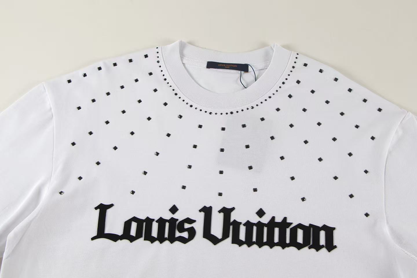 Louis Vuitton T-shirt Z033 Black/White