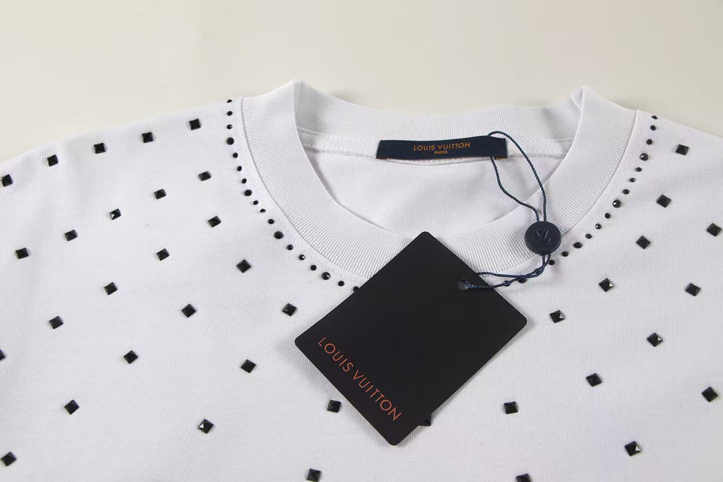 Louis Vuitton T-shirt Z033 Black/White