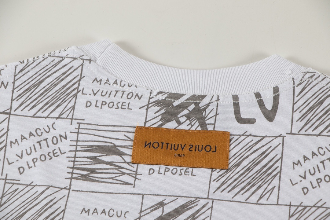 Louis Vuitton T-shirt W2644 Black/White