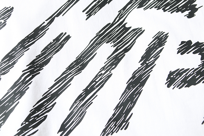 Off-white T-Shirt #109 Black/White