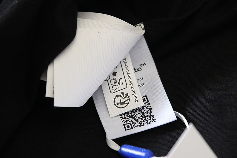 Off-white T-Shirt #163 Black/White