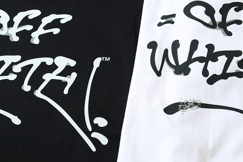 Off-white T-Shirt #107 Black/White