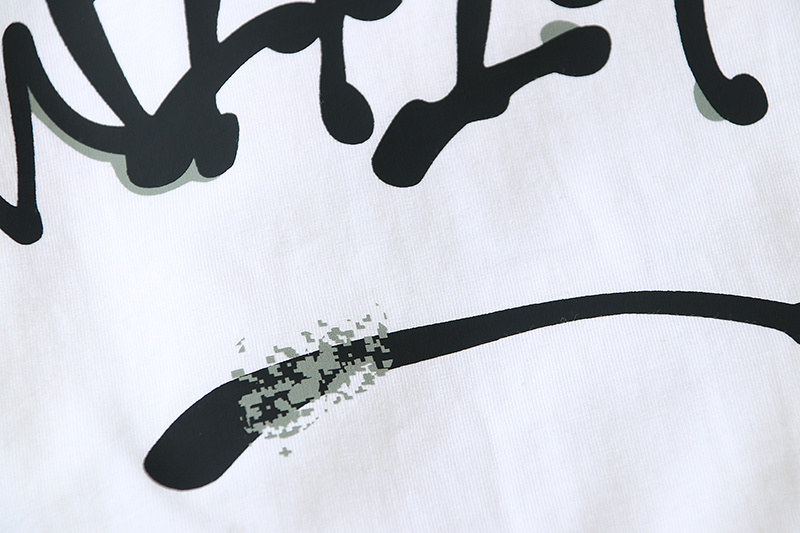 Off-white T-Shirt #107 Black/White