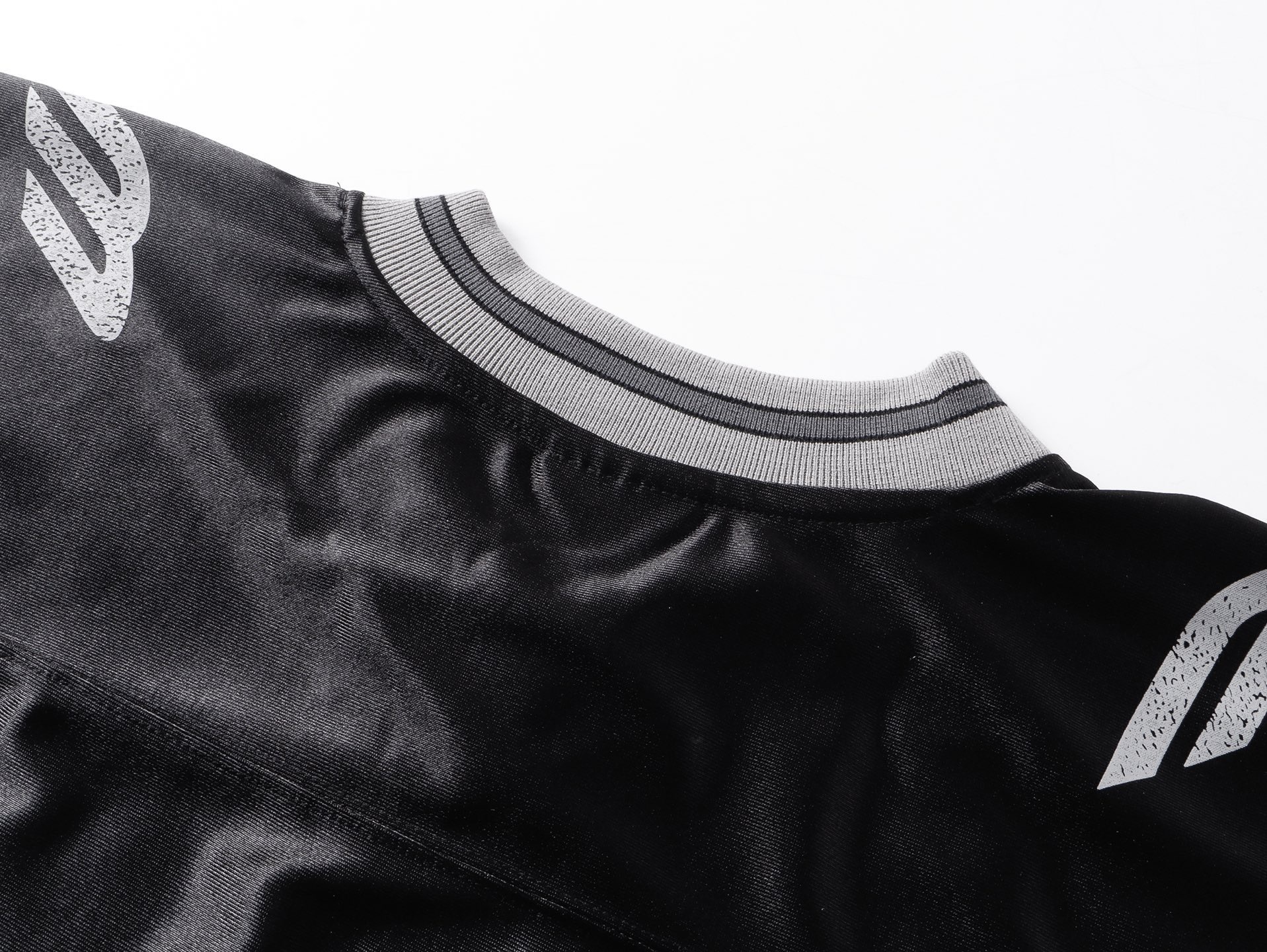 Balenciaga 3B Silhouette Ribbed V-Neck Printed Long-Sleeve T-Shirt Black/Blue/Gray