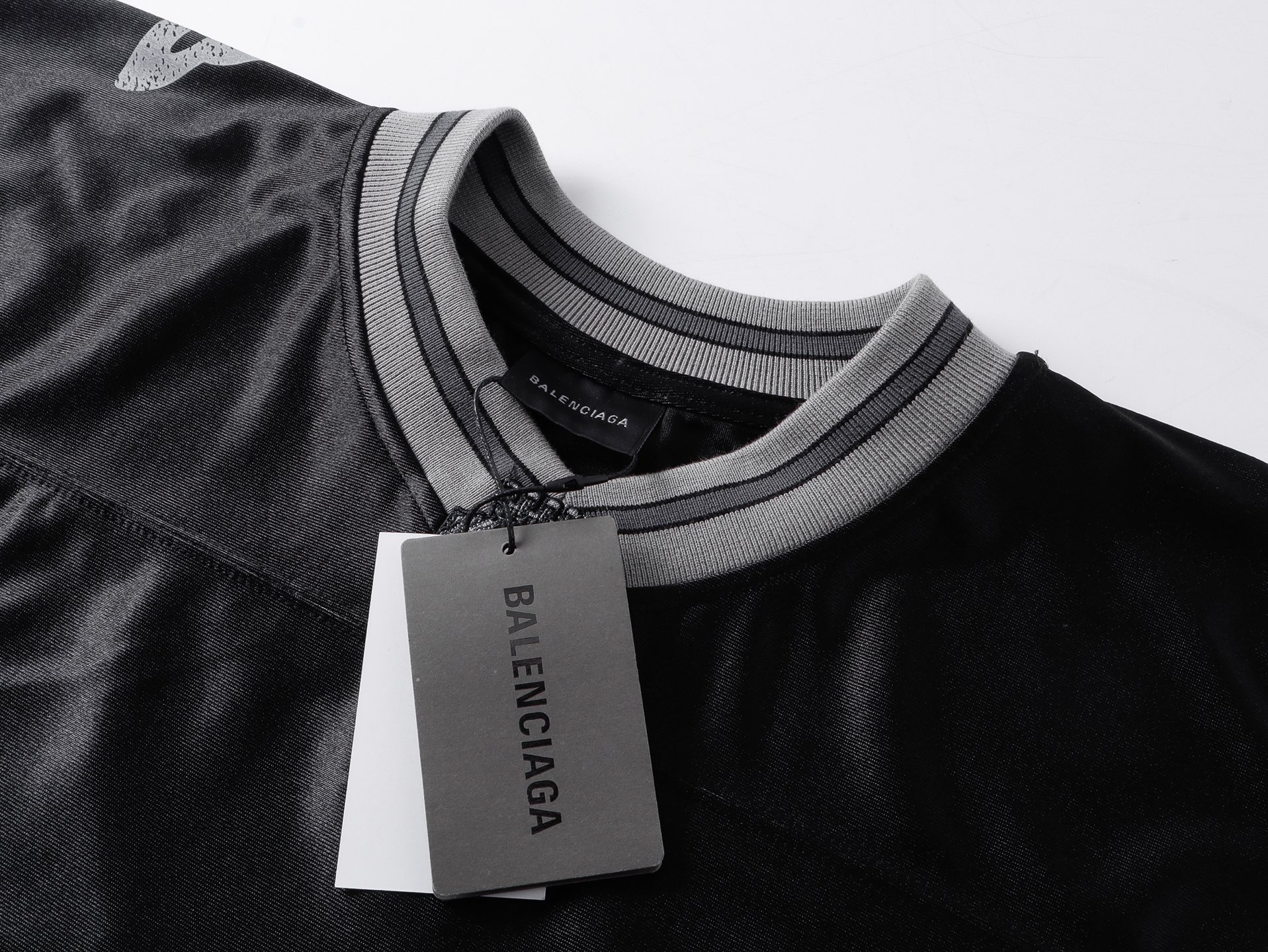 Balenciaga 3B Silhouette Ribbed V-neck Printed T-shirt Black/Blue/Gray