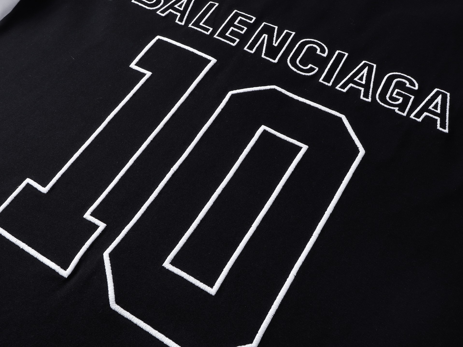 Balenciaga NBA Collab Health Mesh & Color-Block Long-Sleeve T-Shirt Black/Red/White