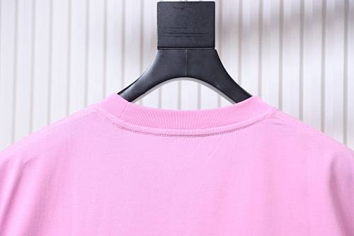 Alo Embroidered Logo Solid-Color T-Shirt Pink
