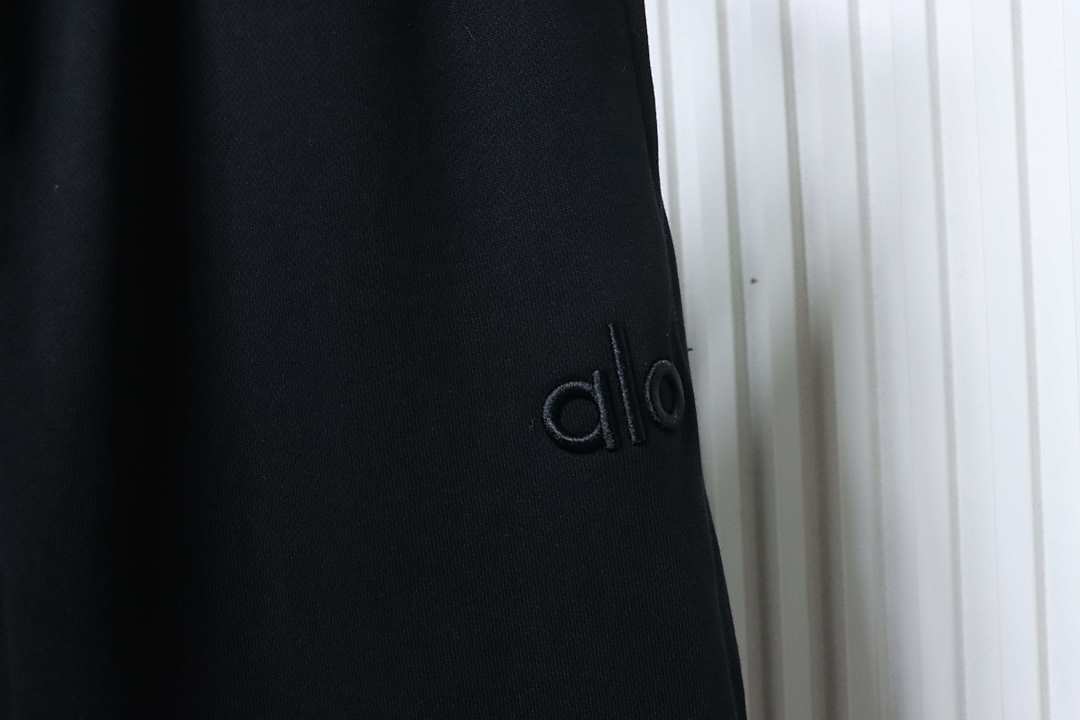 Alo Yoga Pure Cotton Sweatpant Black