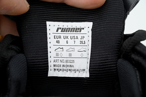 Balenciaga Runner LED Sneaker in Black 853225 WRNLD 1000