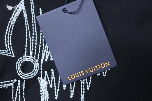 Louis Vuitton Dotted-Line Embroidered T-Shirt Black