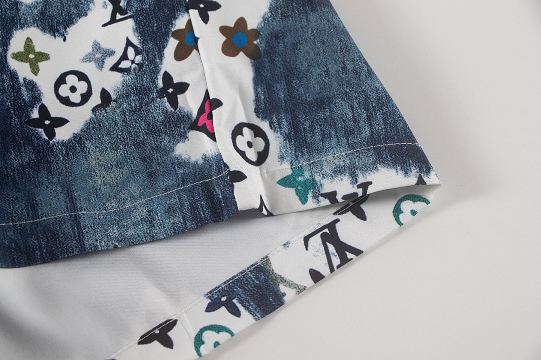 Louis Vuitton Track Shorts S411 Teal