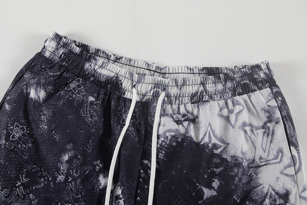 Louis Vuitton Track Shorts S412 Black/Blue