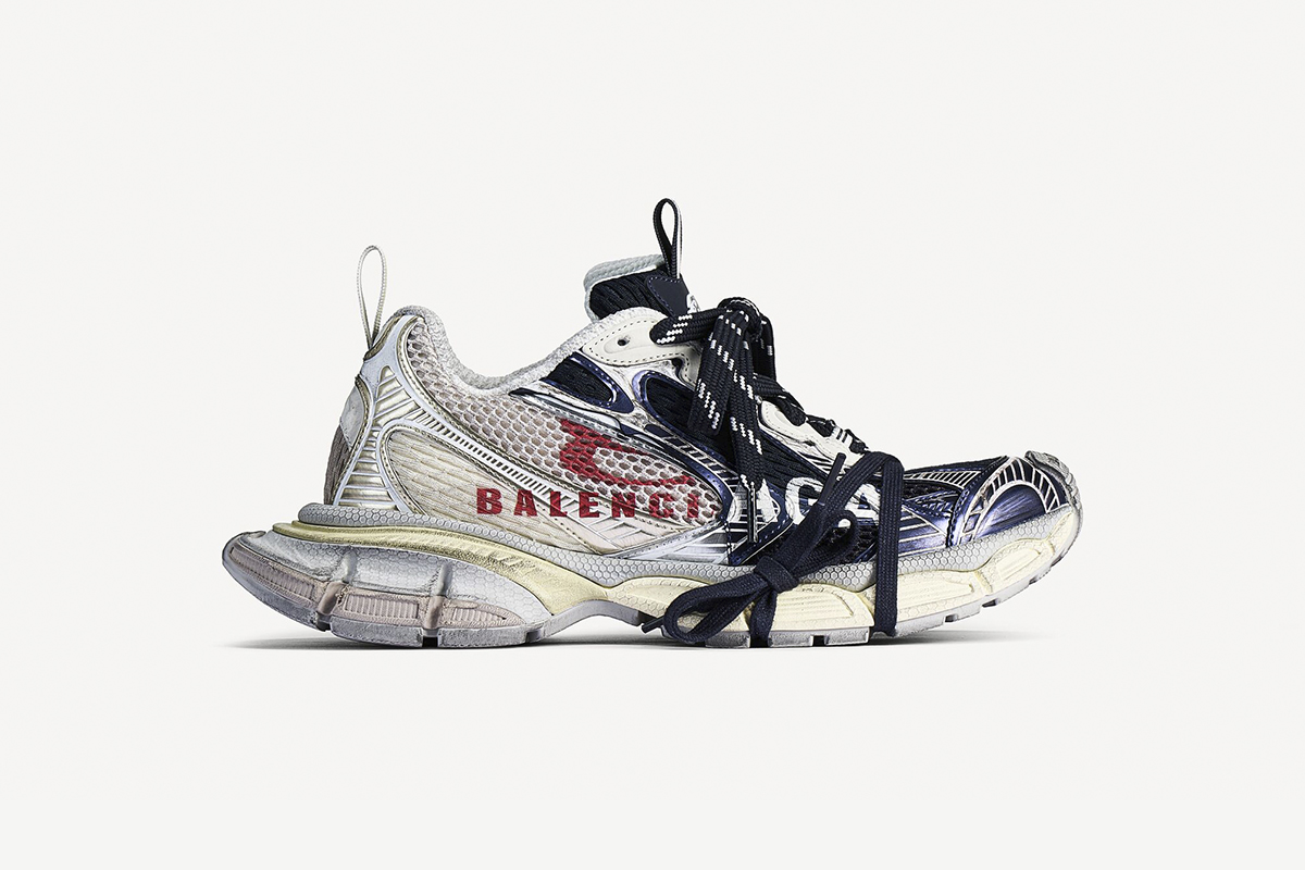 Balenciaga 3XL Split Logo Sneaker in Eggshell/Red/Navy