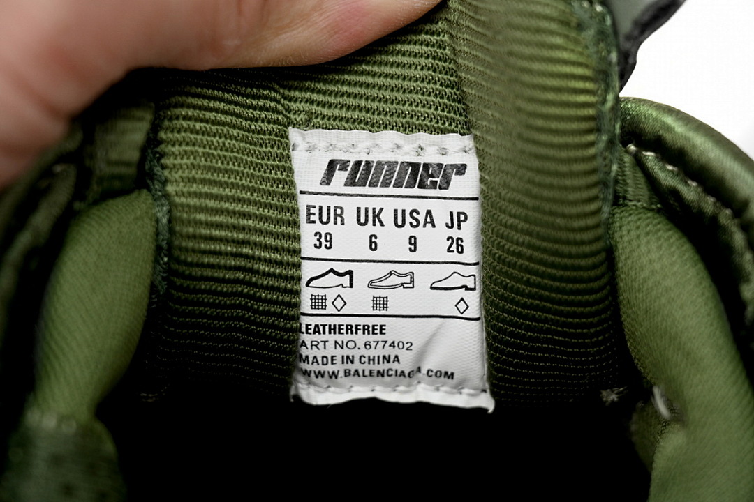 Balenciaga Runner Sneaker Army Green 677402 W1RN3 2025