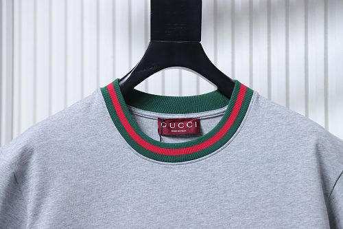 Gucci Red and Green Ribbed Crew-Neck T-Shirt Gray