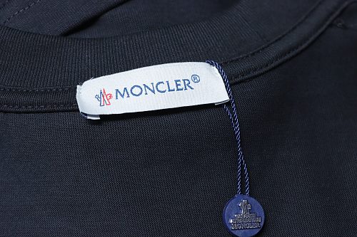 Moncler Ink-Style Mountain Print T-Shirt Black