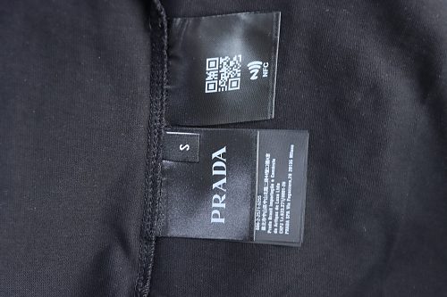 Prada Label Pocket T-shirt Black