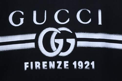 Gucci Black and White Gradient Belt Print T-shirt Black