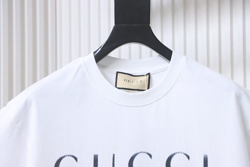 Gucci Black and White Gradient Belt Print T-shirt White
