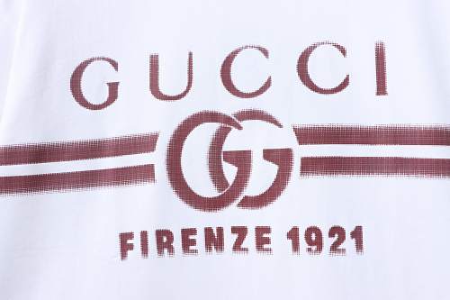 Gucci Red and White Gradient Belt Print T-shirt White