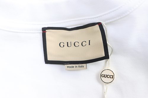 Gucci Red and White Gradient Belt Print T-shirt White