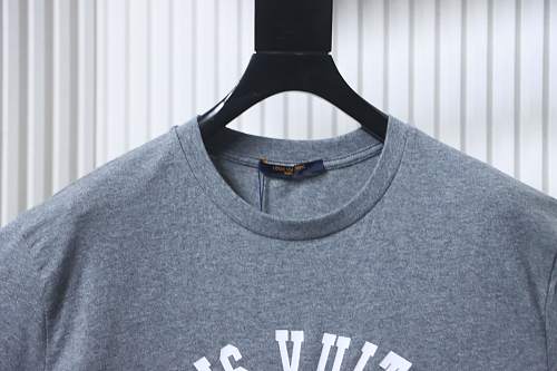 Louis Vuitton Iris 1854 Vintage Print T-shirt Gray