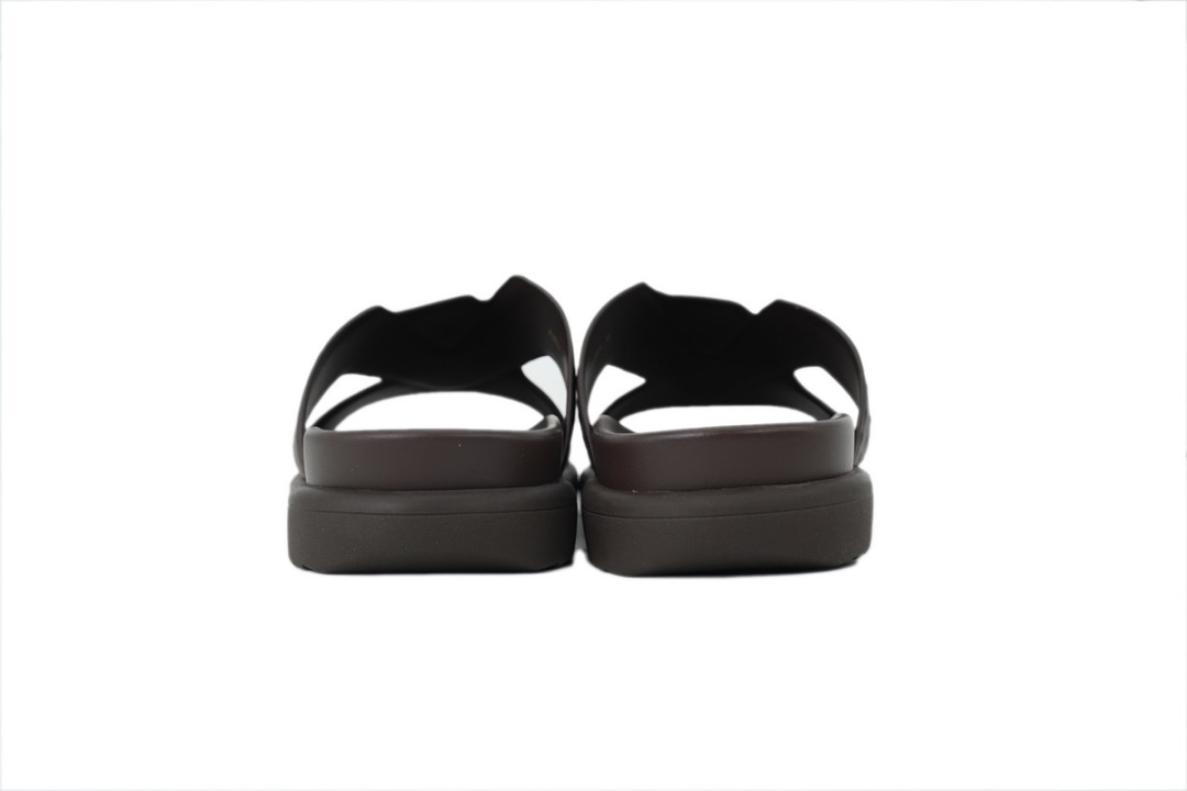 Louis Vuitton Oasis Mule Shoes Dark Brown with Polka Dots