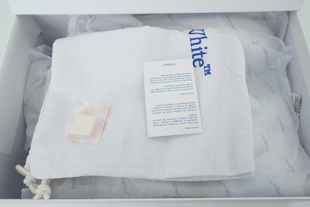 Off-White Out Of Office OOO Low Tops White Blue OMIA189S 24LEA 01M