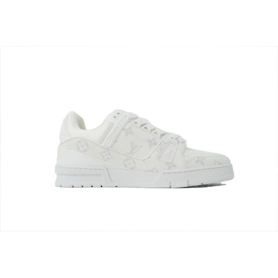Louis Vuitton Trainer White (NFC) 02