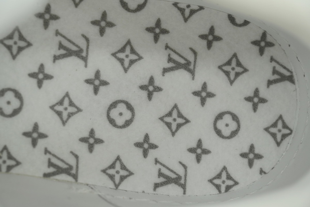 Louis Vuitton Trainer Apricot Denim (NFC)