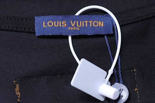Louis Vuitton Cartoon Rabbit Print T-Shirt Black