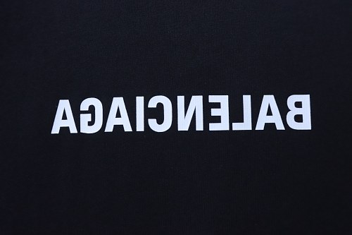 Balenciaga Inverted Letter Print T-Shirt Black